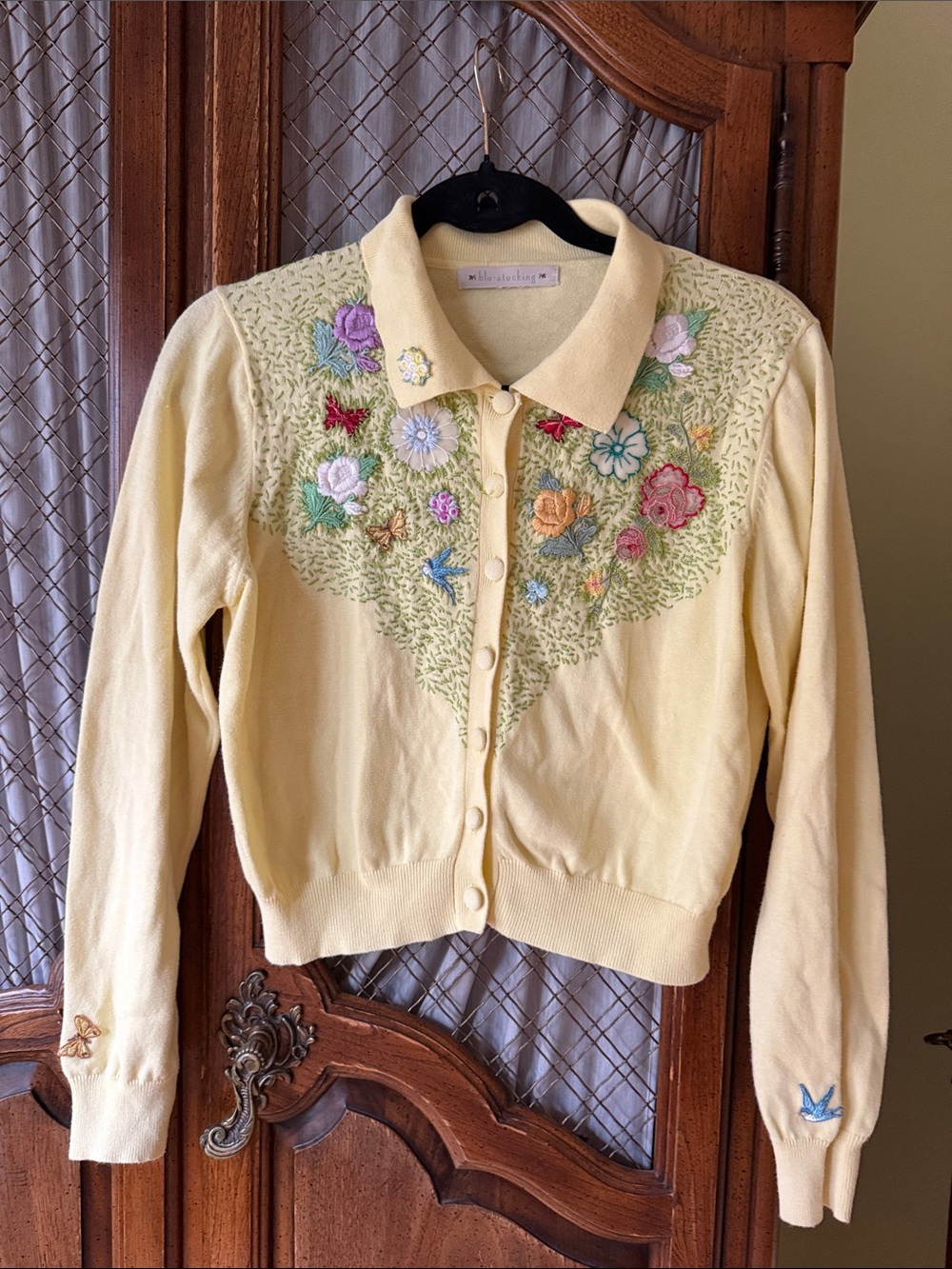 Vintage Blu Stocking Hand Embroidered Beaded Floral Cardigan SIZE MEDIUM